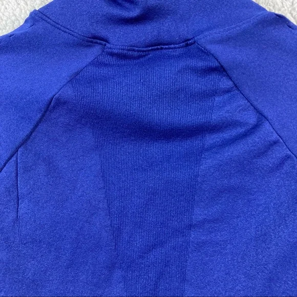 Fabletics Cropped Jacket - Picture 10 of 11